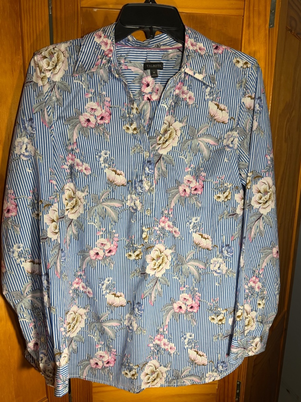 Talbots Blue Pinstriped Shabby Chic Popover Shirt | Size M